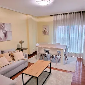 https://cozy-yellow-home-in-getxo.sansebastianhotels.net